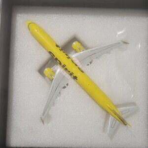 Spirit Airlines A321neo Reg: N702NK GeminiJets G2NKS1254 Scale 1:200 Diecast